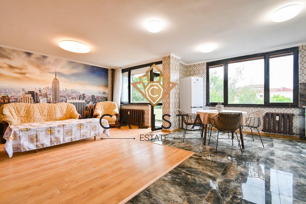 Тристаен апартамент под наем в центъра на София, 2152334