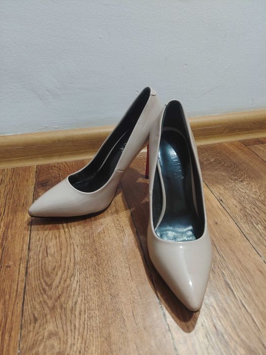 Продаю туфли в отличном состоянии