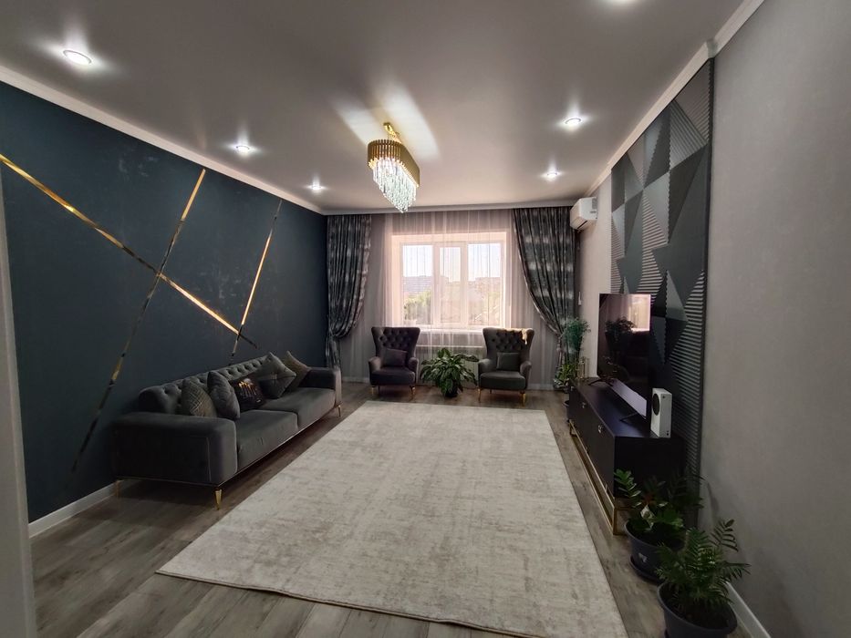 Продам квартиру мкр Байтерек (9 мкр)