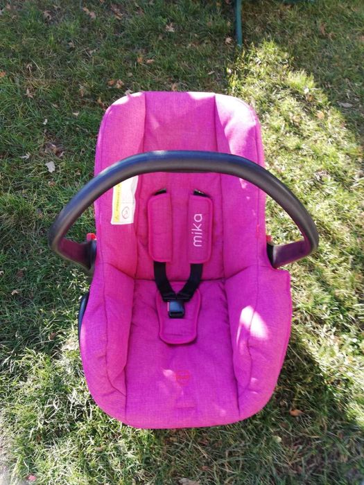 Кош за новородено-столче за кола