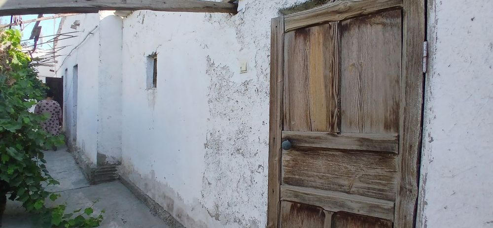 Uchastok sotiladi 10 sotix