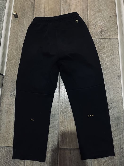 Продаю штаны Nike tech fleece nocta