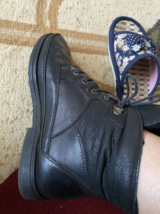 Ghetute din piele imblanite