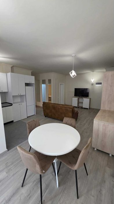 Inchiriez Apartament Lux 2 Camere Rond Alba-Iulia/Decebal/Unirii + Curte