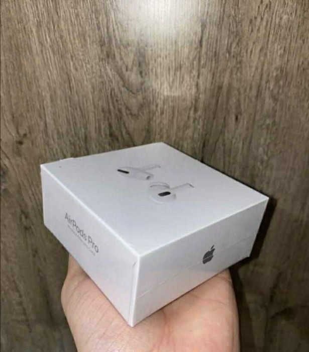 Apple AirPods Pro 2 with MagSafe Charging Case