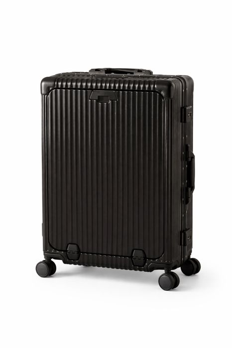 Чемодан с алюминиевой рамой