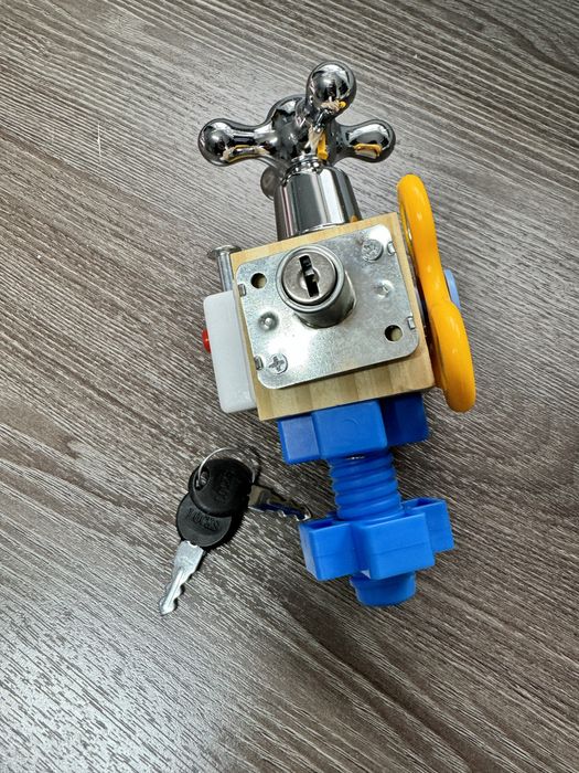 Развивающая игрушка для детей