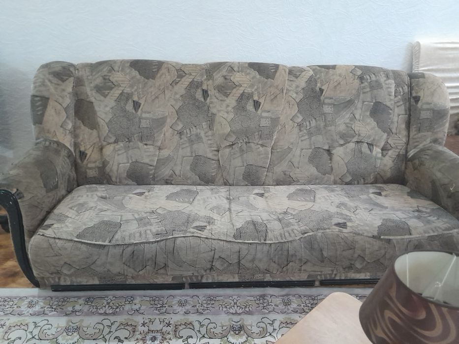 Диван б/у в хорошем состоянии