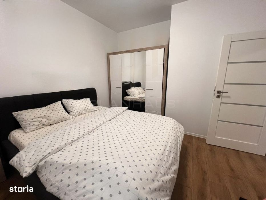 Apartament 3 camere, 53 mp, zona Sasar