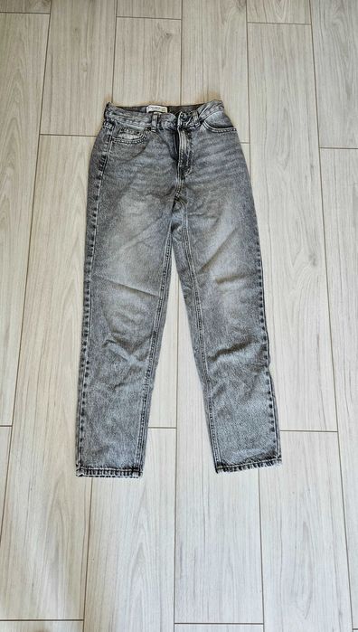 Дъкки Pull&Bear