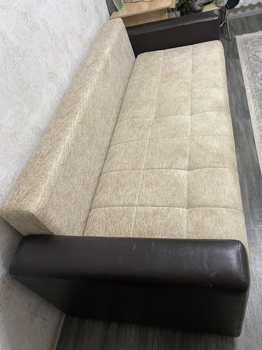 Диван продам в хорошем состоянии