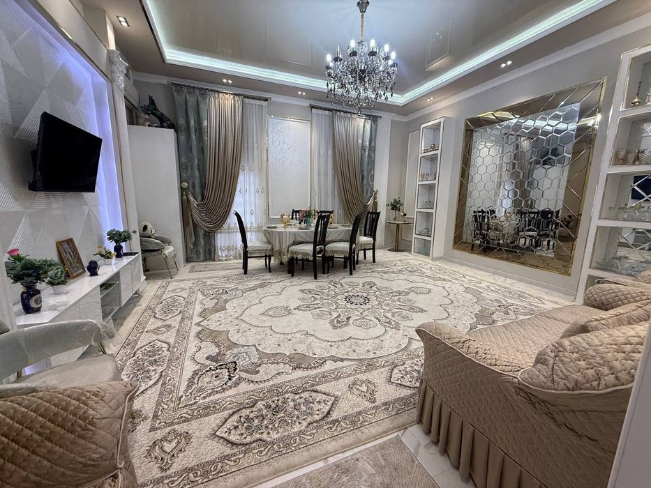 Продаётся квартира 66.4м² в центре города