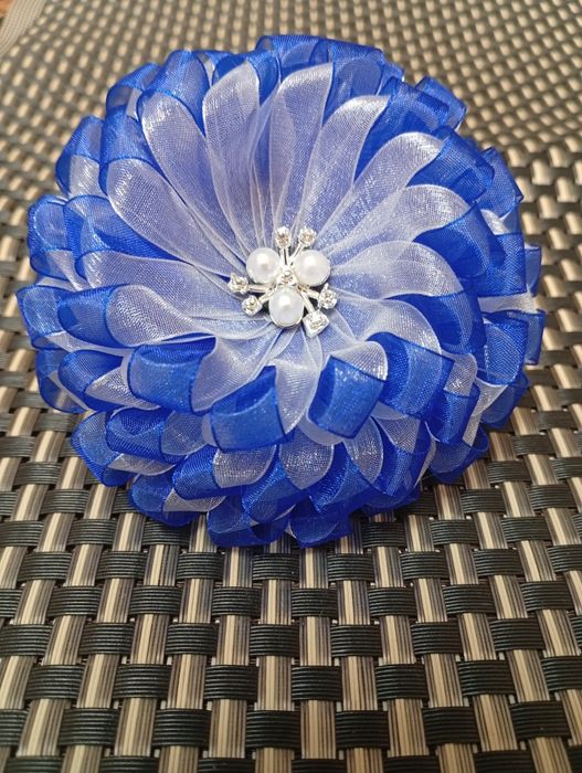 Продам нарядные бантики