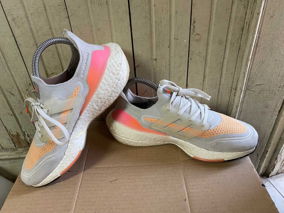 ''Adidas Ultraboost 21''оригинални маратонки 38 номер
