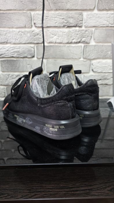 Оригинальные кроссы Premiata