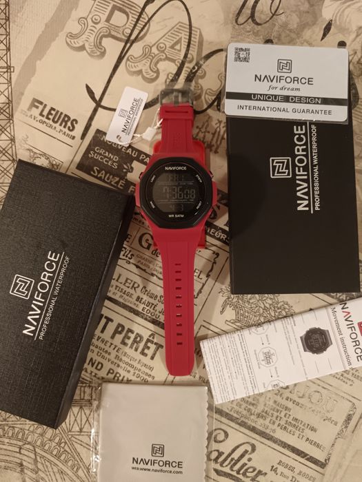 Продам часы Naviforce.