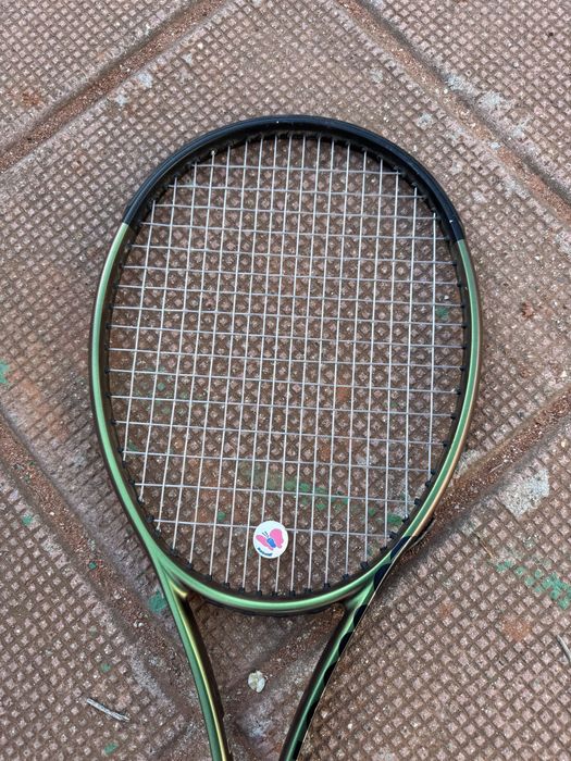 Тенис ракети Wilson Blade 98S v8 и v9