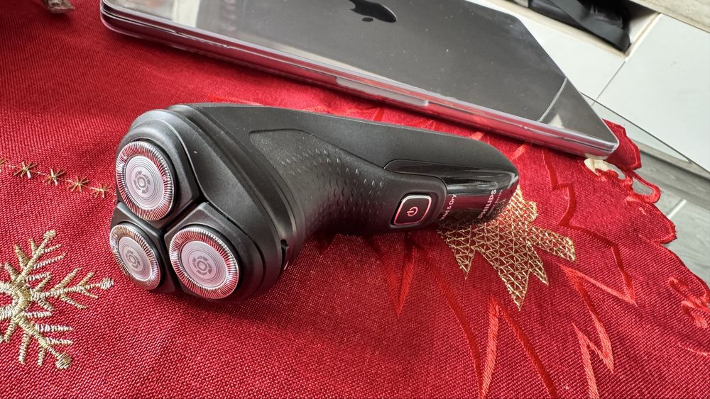 Електрическа самобръсначка Philips 3 000X Series