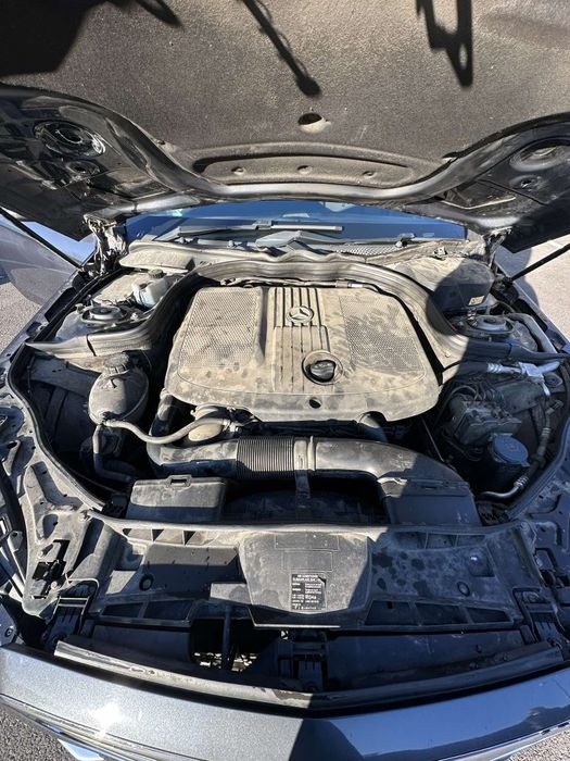 Mercedes-Benz E 220 AMG