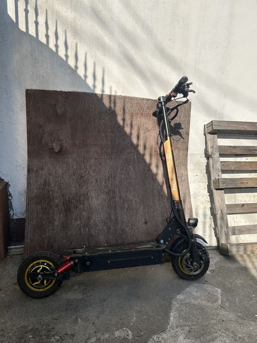 Trotineta electrica Ezotron Z200