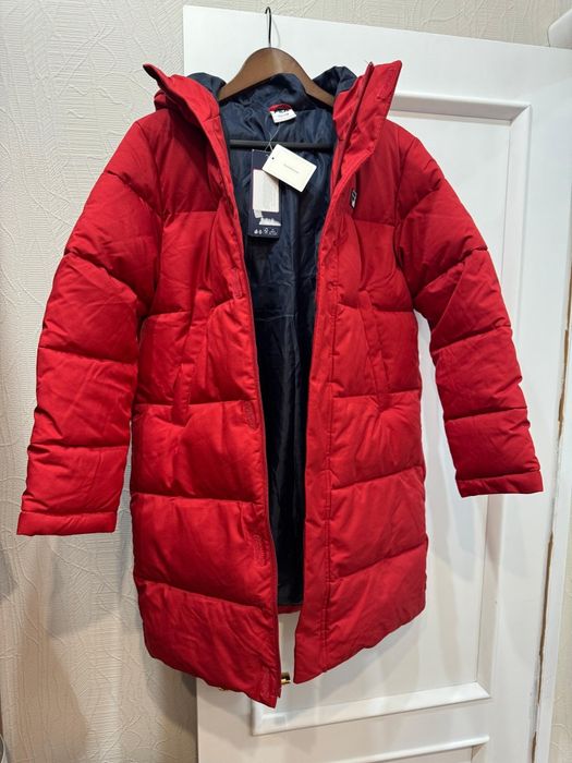 Пуховик FILA красный(новый)