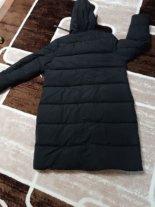 Пуховик зимний, черного цвета