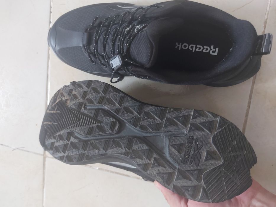 Кроссовки reebok оригинал 39 размер
