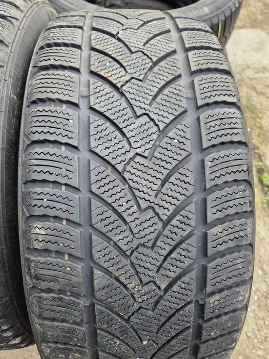 2 Anvelope de IARNA - 225/40/18 - PLATIN - Stare F BUNA DOT 2021 !