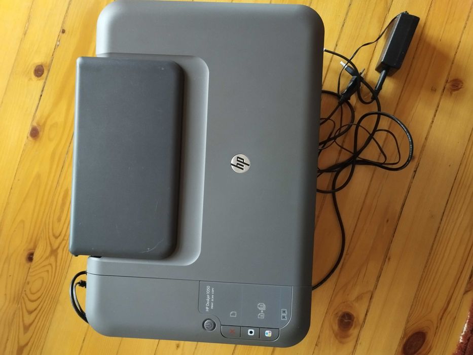 Принтер HP Deskjet 1050 - print, scan, copy
