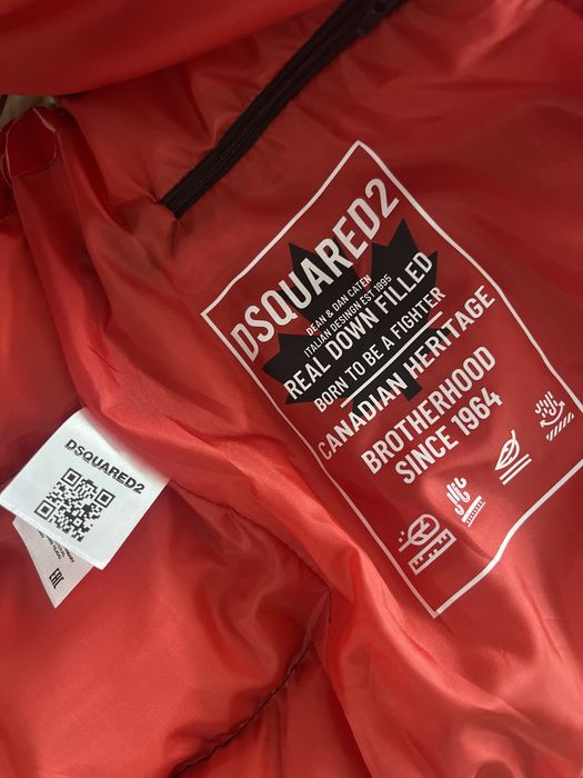 Vesta Dsquared,noua,cu eticheta+o curea cadou!