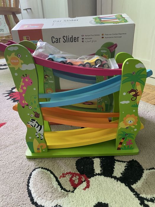 Писта за спускане Джунгла и дървен автовоз- Viga toys