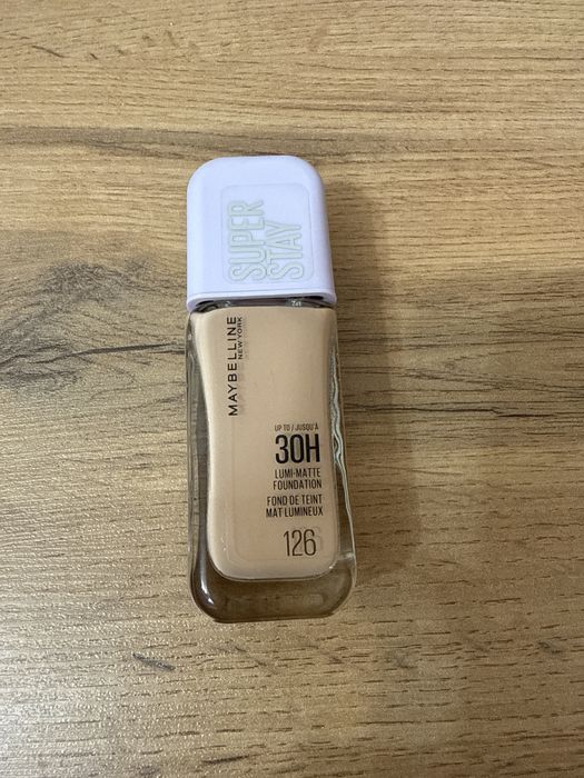 Тон MAYBELLINE super stay