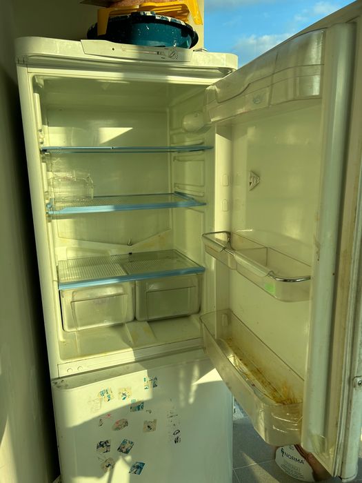 холодильник INDESIT