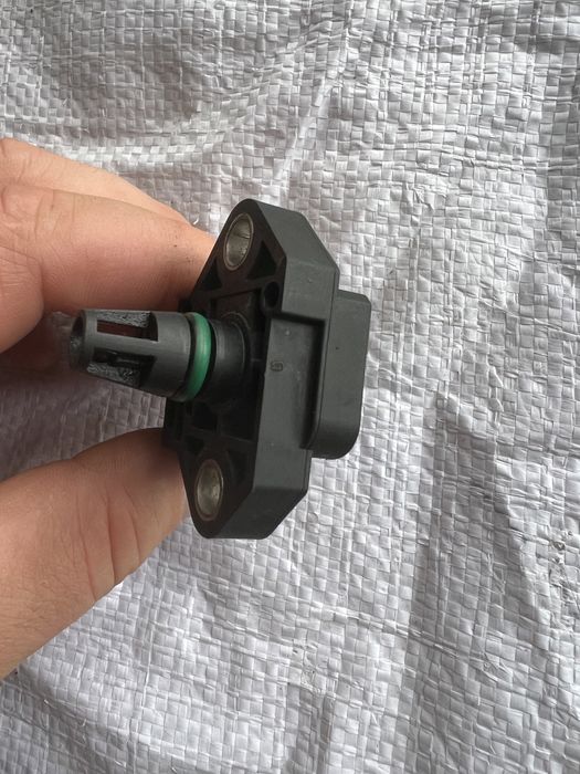 Senzor presiune aer supraalimentare cod motor cffb cfgb passat b7 cc