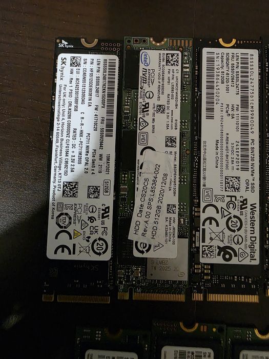 SSD-uri Solid State Drive NVMe 2280 Samsung Western Digital 512Gb