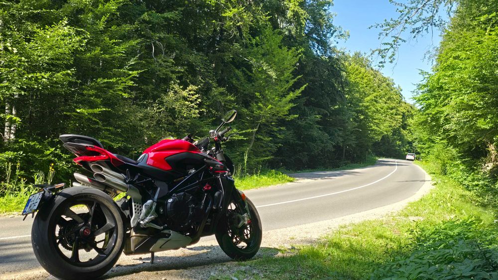 MV Agusta Brutale 1000 RS '23 (2350km) achizitionata in dec. 2024