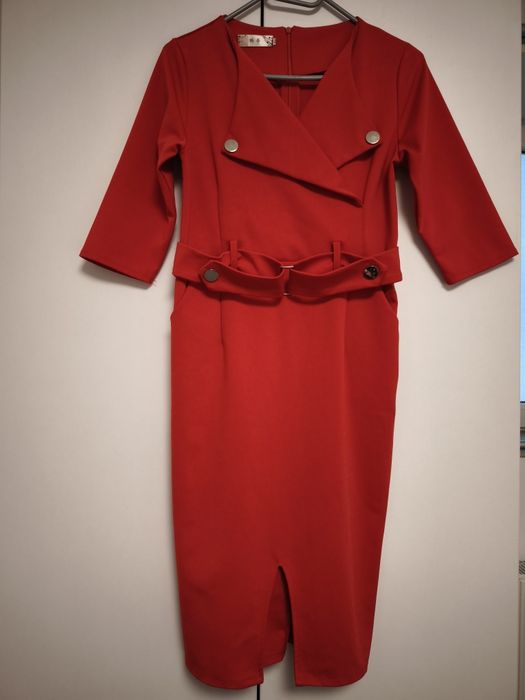 Rochie eleganta rosie