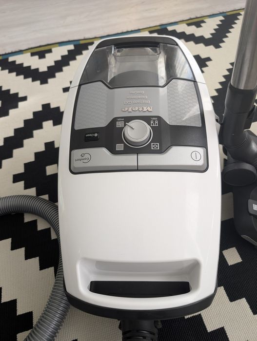 Aspirator Miele Blizzard CX1 Excellence 900 w