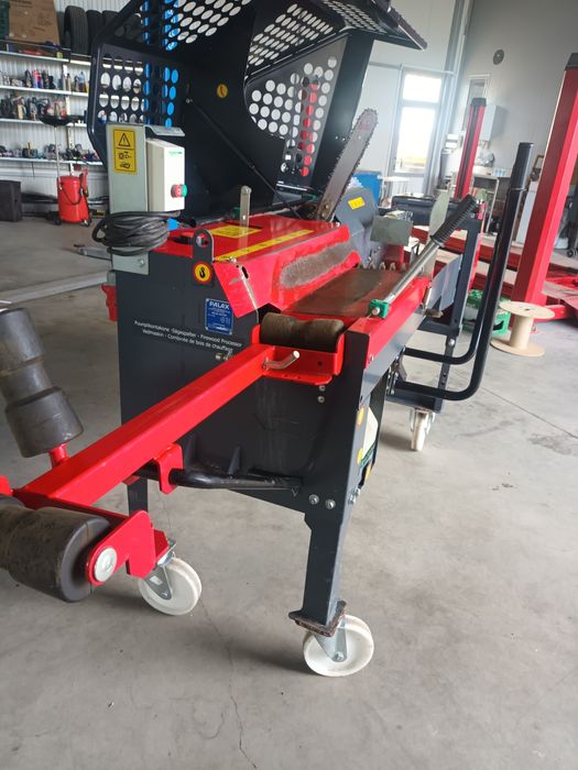 Машина за рязане и цепене на дърва