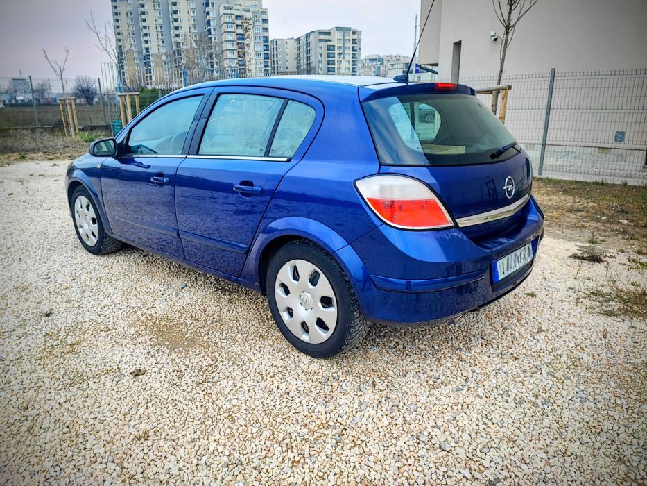 На части: Астра H Z20LEL