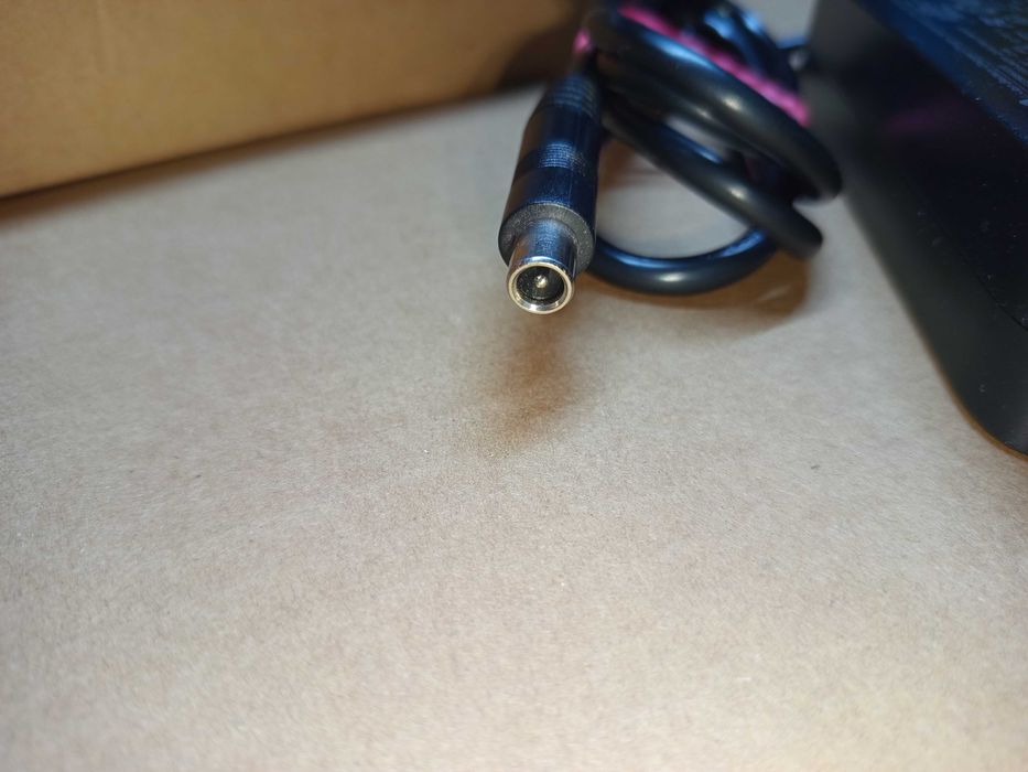 Încărcător trotineta / bicicleta 42V 2A mufa rotunda cu pin