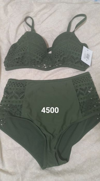 Продам купальник и плавки