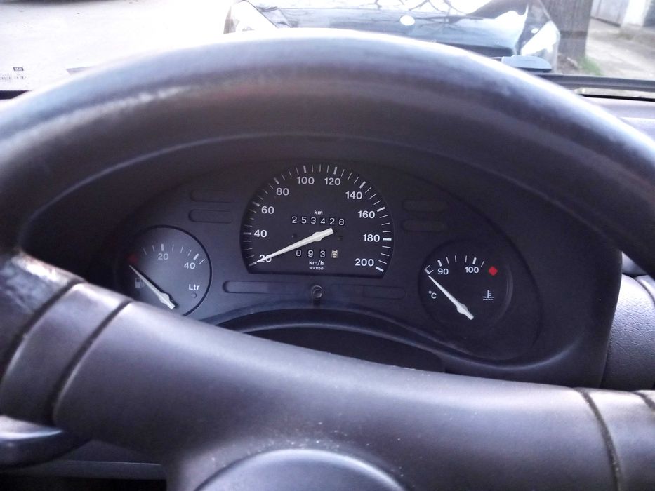 Opel Corsa 1.2 моноинжекция, 1994