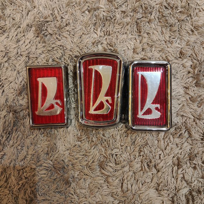 Эмблемы и вставки в эмблемы