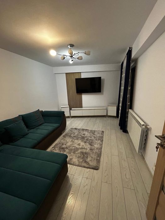 Inchiriez apartament
