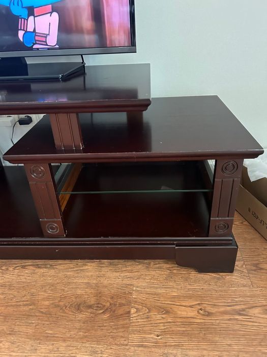 Продам журнальный стол.