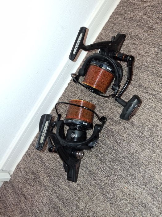 2 mulinete crap echipate cu fir de 0 35