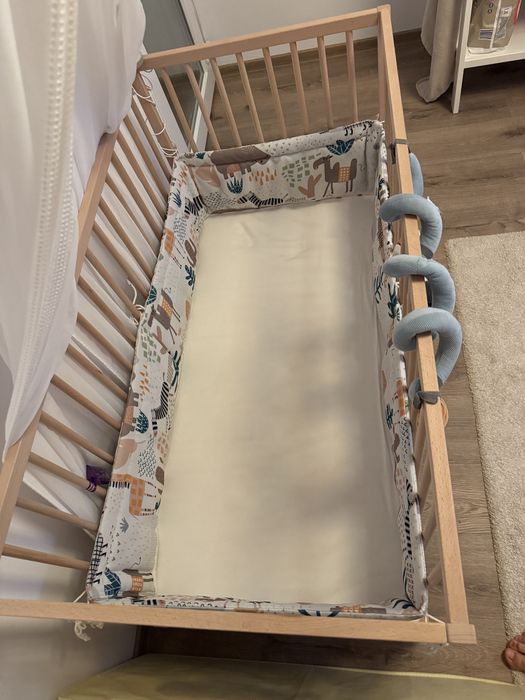 Patut pentru copii IKEA SNIGLAR + saltea KRUMMELUR