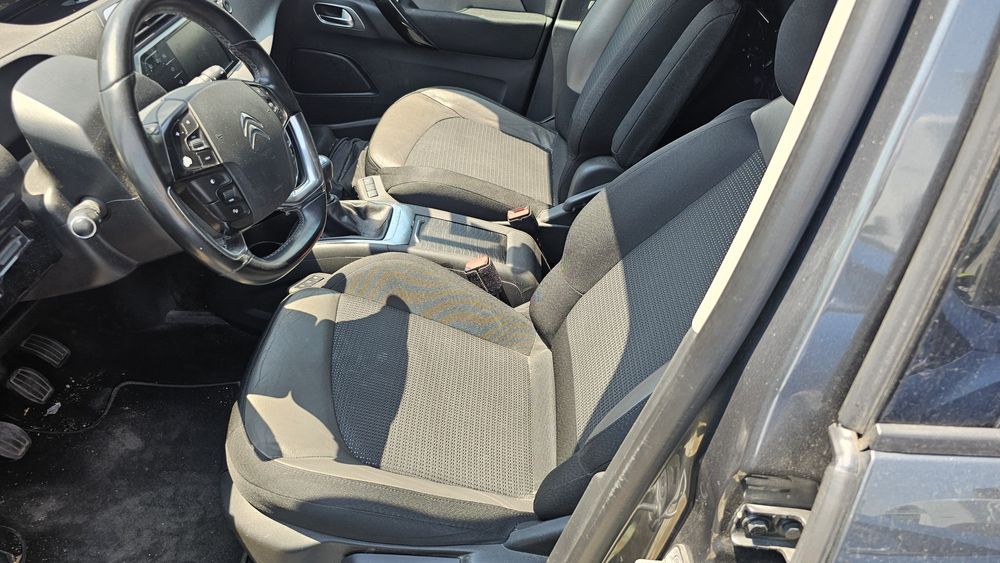 Ситроен ц4 пикасо на части