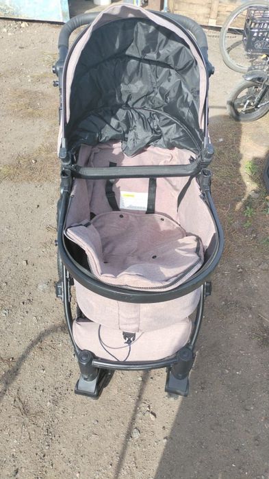 Коляска в хорошем состояние
